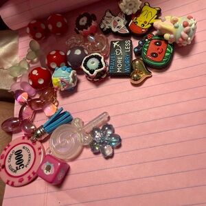 Bundle 25 beads, charms, focals crafts